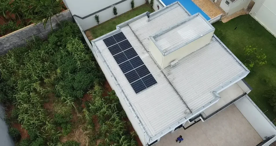 Projeto fotovoltaico de energia solar para casas e residência  3,42 kWp em Indaiatuba SP entregue pela Suntera Projeto fotovoltaico de energia solar para casas e residência 3,42 kWp em Indaiatuba SP entregue pela Suntera